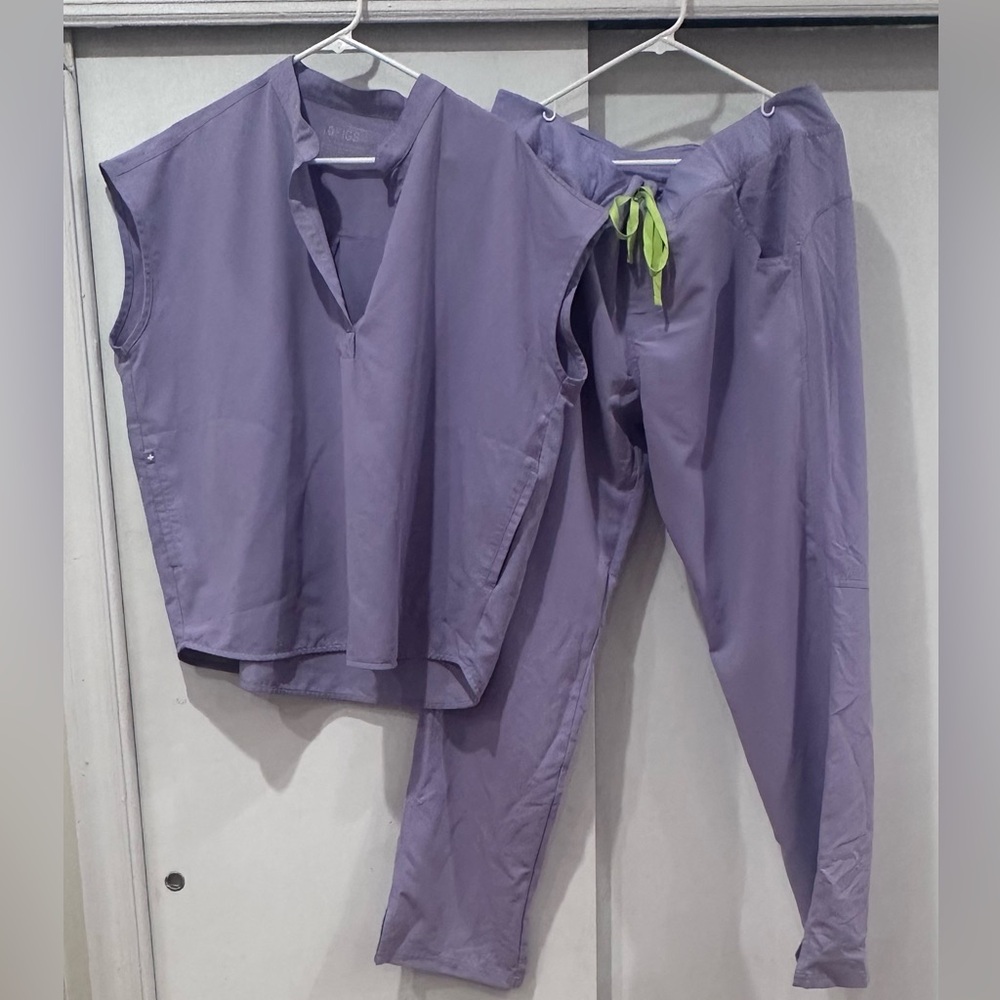 Figs lavender dew scrub set xl/ xlt